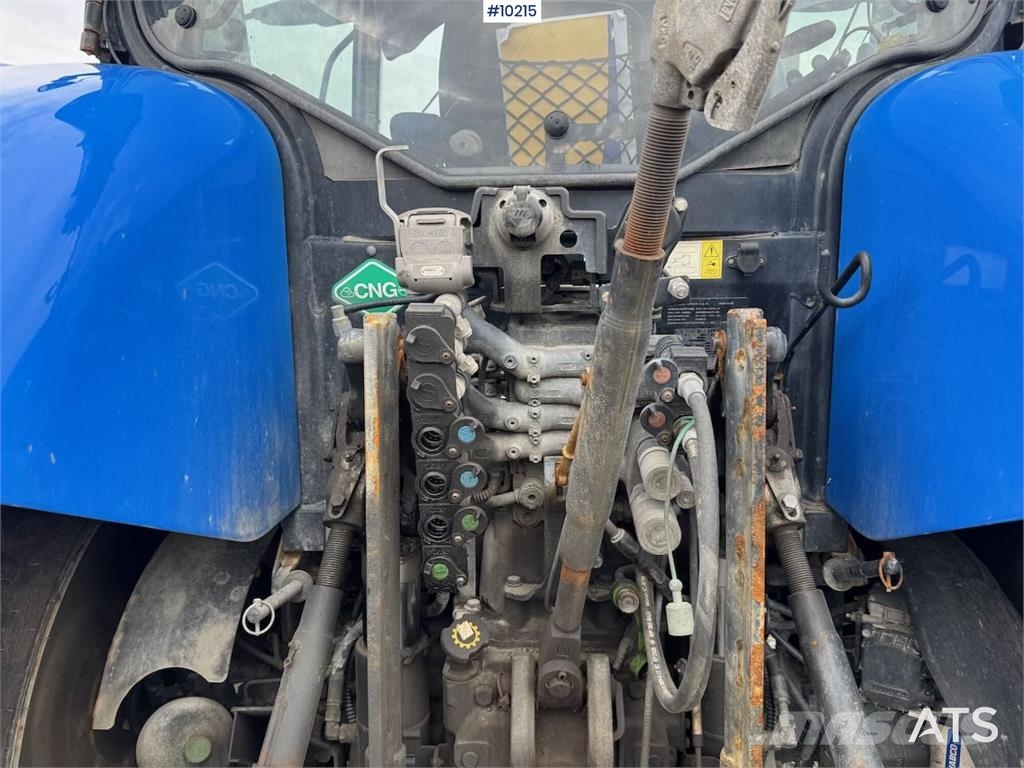 New Holland T6.180 トラクター