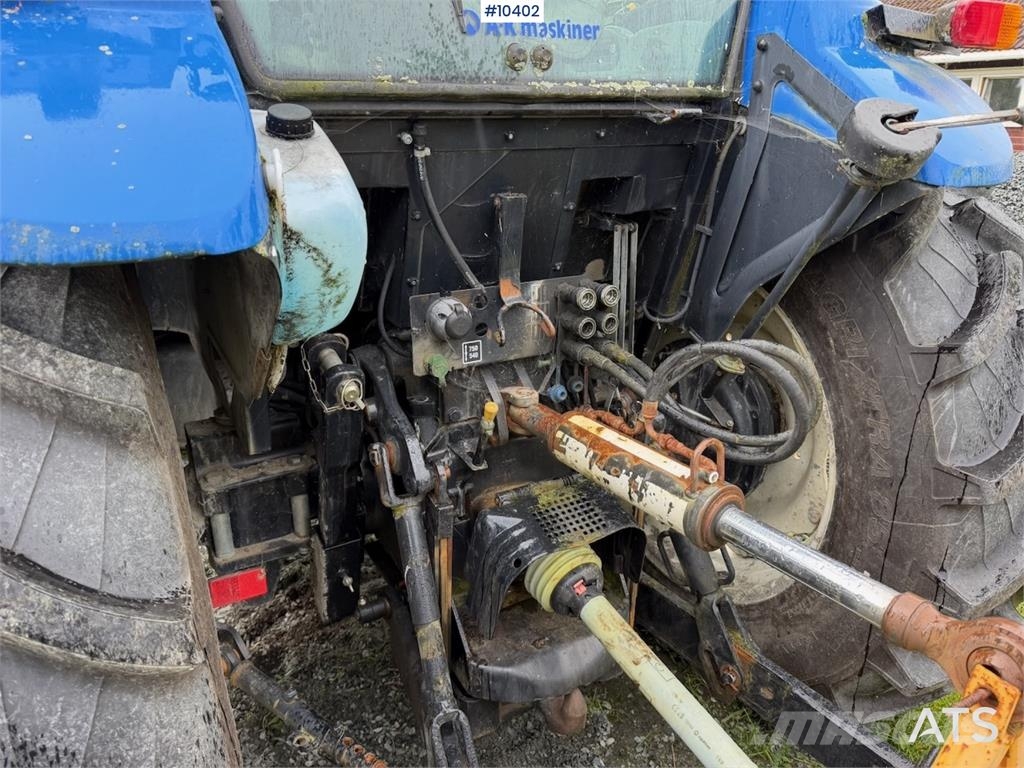 New Holland TD5040 4x4 トラクター