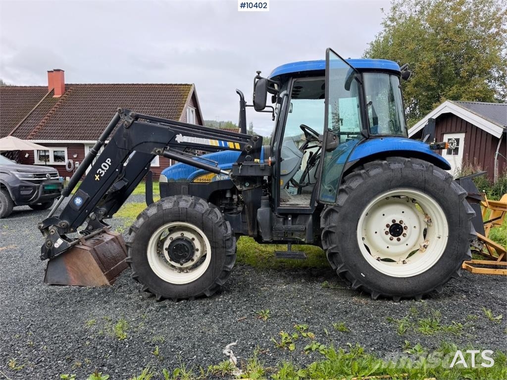 New Holland TD5040 4x4 トラクター