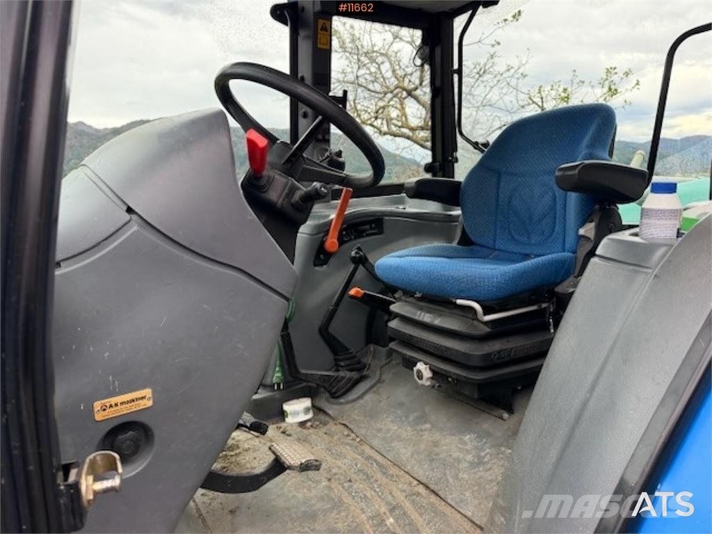 New Holland TL100A Traktorer