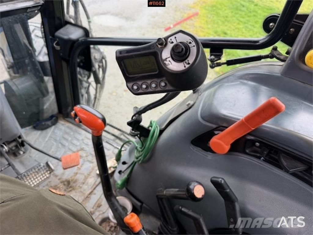 New Holland TL100A Traktorer
