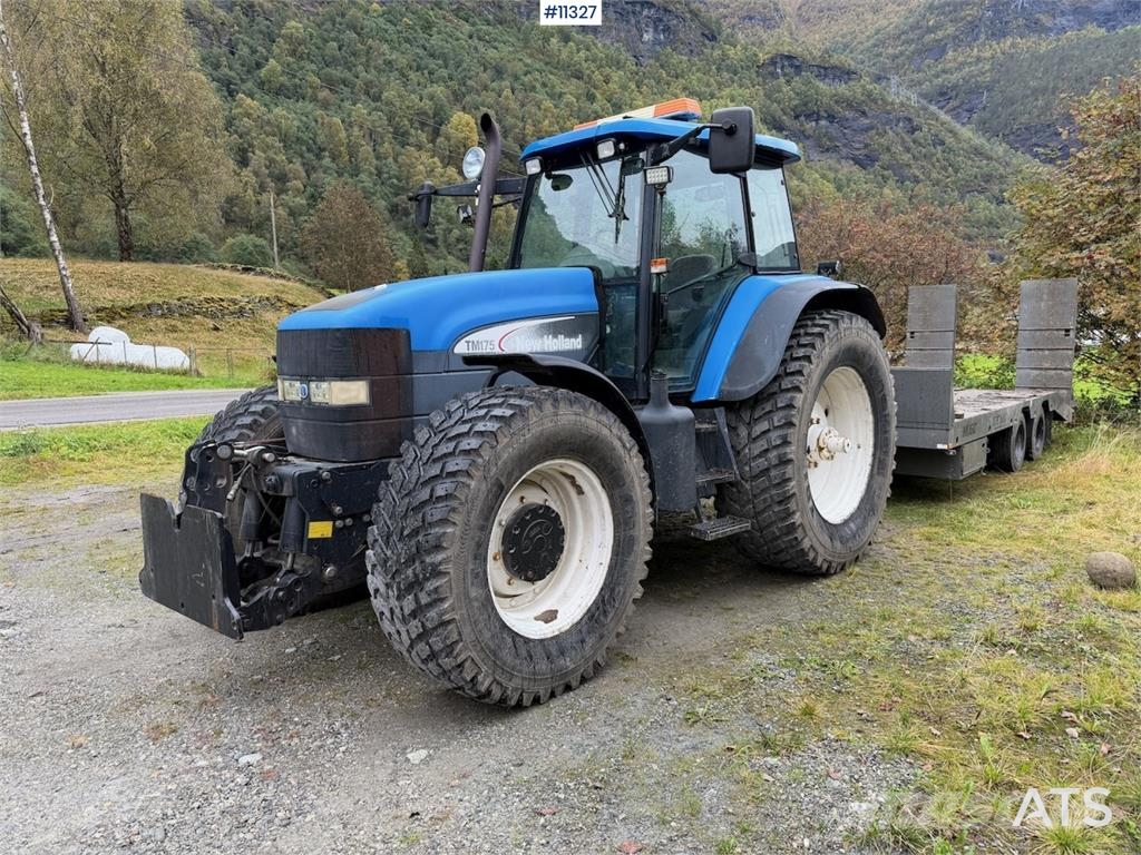 New Holland TM 175 Traktorji