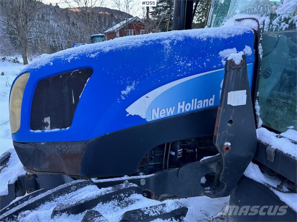 New Holland TS110A Traktorer