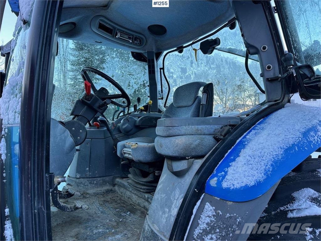 New Holland TS110A Traktorer