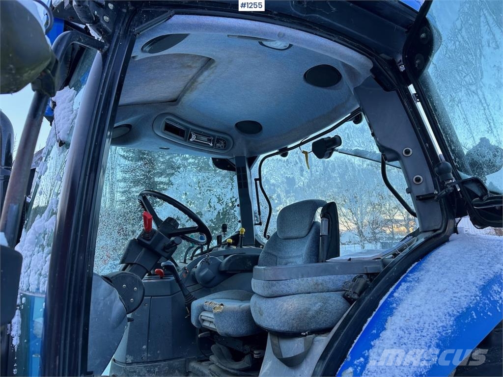 New Holland TS110A Traktorer