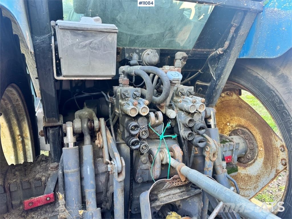 New Holland TS115 Traktorer