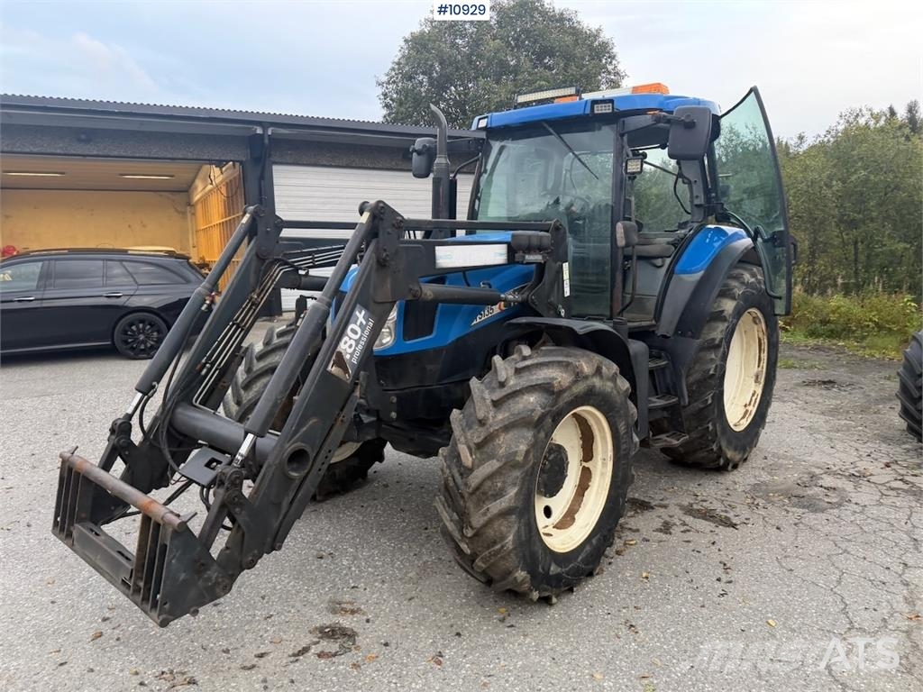New Holland TS135A Traktorer