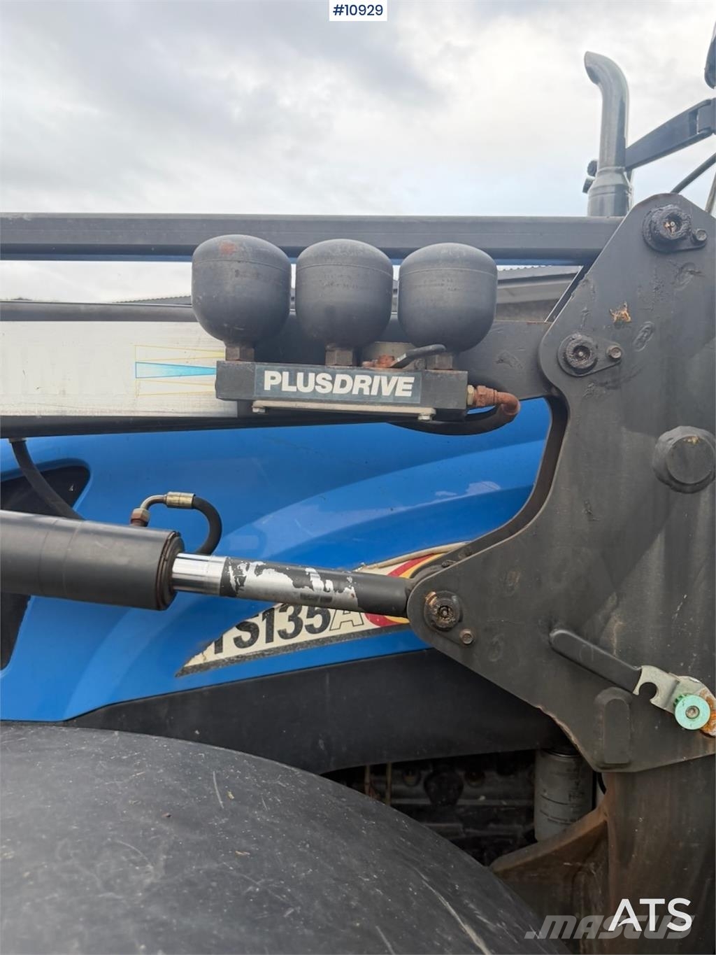 New Holland TS135A Traktorer