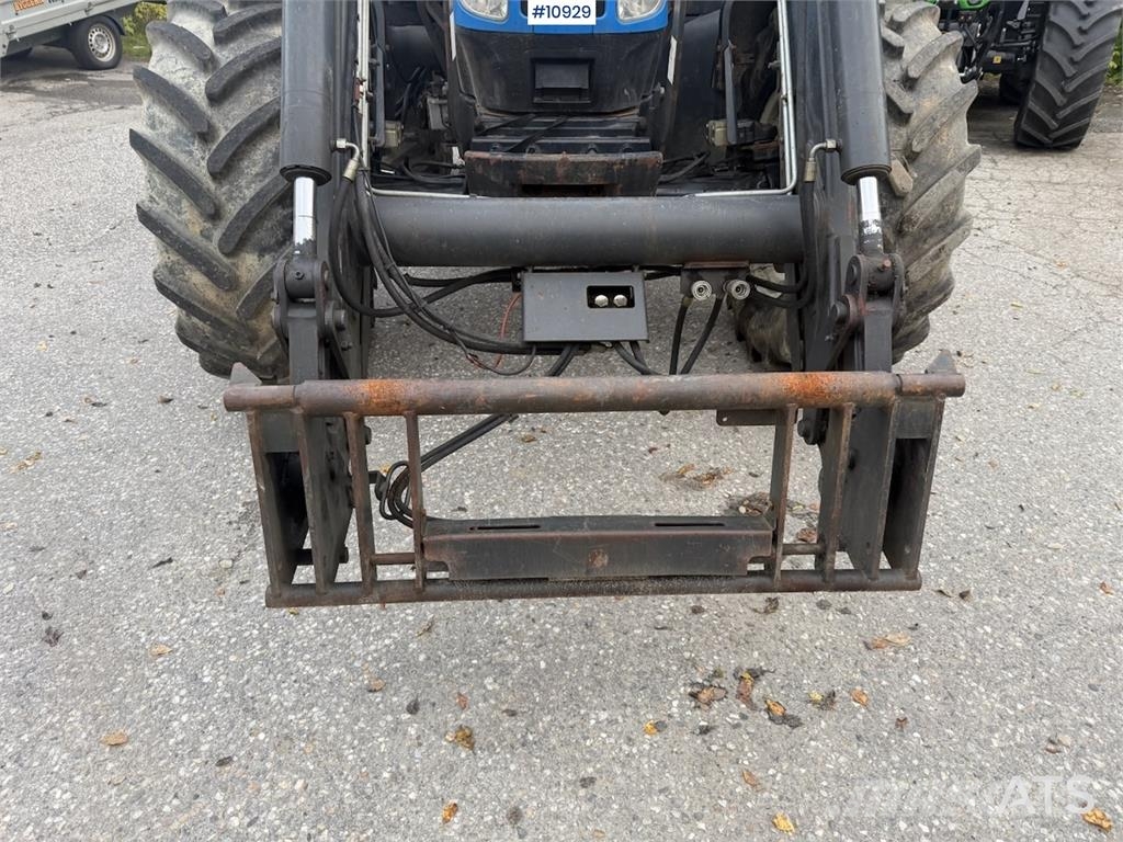 New Holland TS135A Traktorer