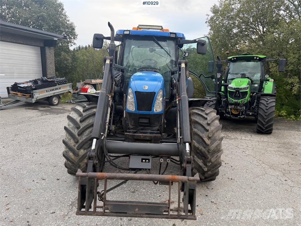 New Holland TS135A Traktorer
