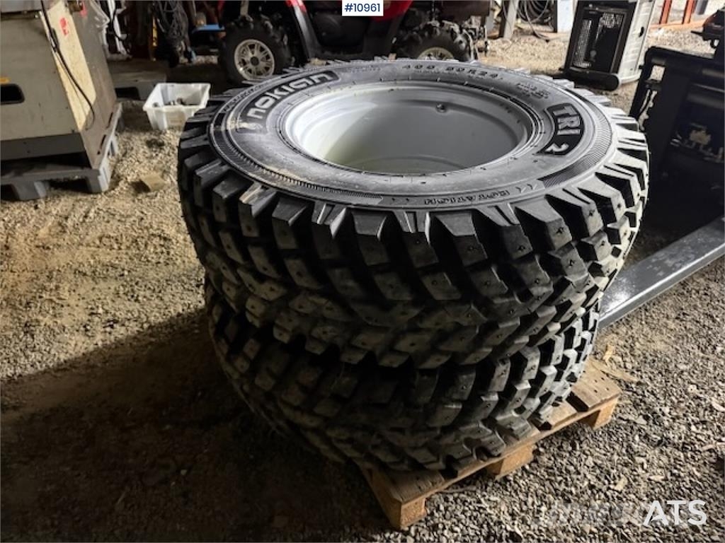 Nokian Piggdekk for traktor 400/80R24 og 480/80R34 Muud osad
