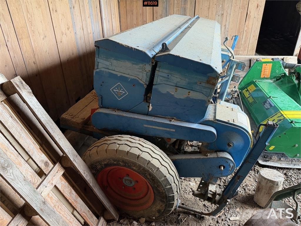 Nordsten Combi-matic Mechanické secí stroje