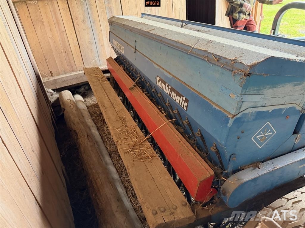 Nordsten Combi-matic Mechanické secí stroje