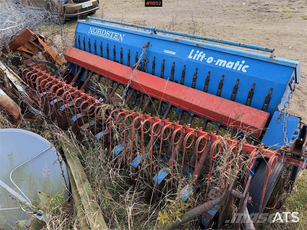 Nordsten Lift-o-matic såmaskin Mechanické sejačky
