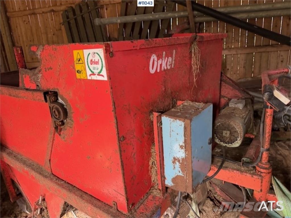 Orkel F2 Fôrutlegger Overige accessoires voor tractoren