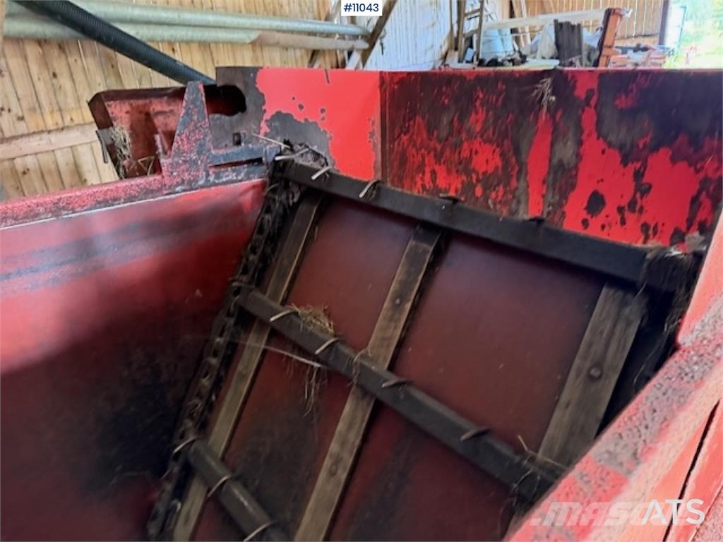 Orkel F2 Fôrutlegger Overige accessoires voor tractoren