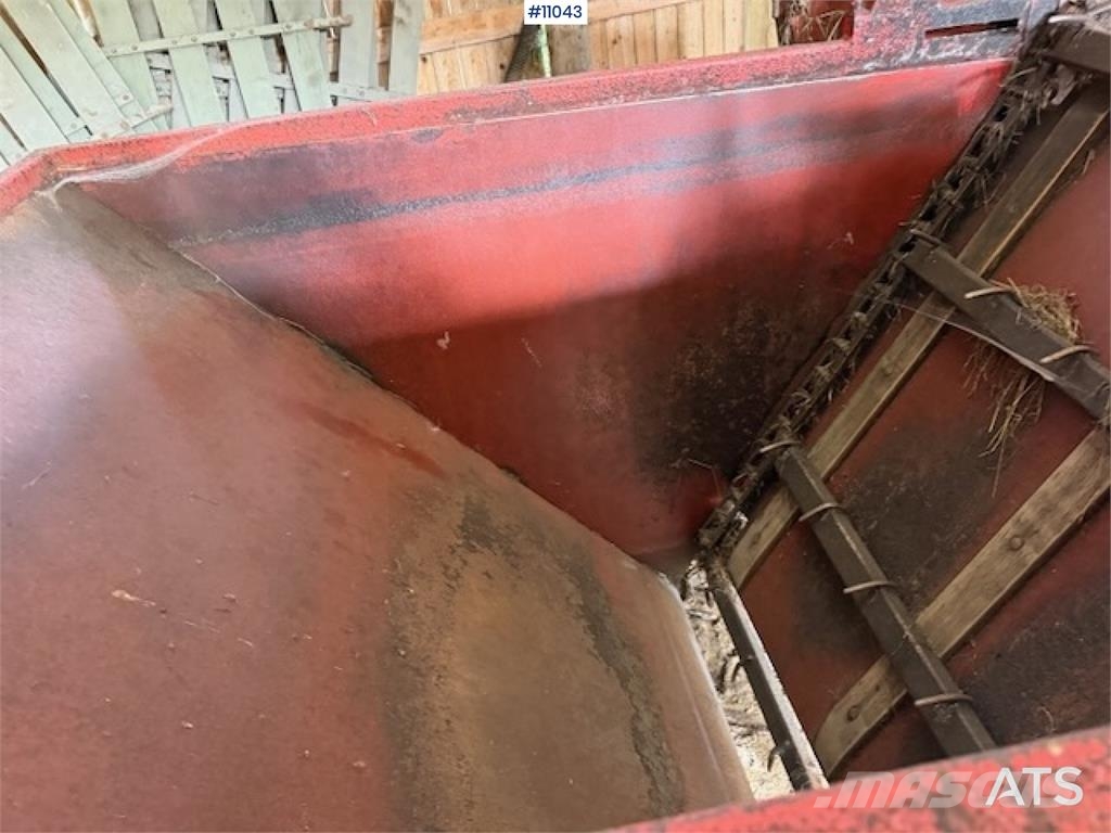 Orkel F2 Fôrutlegger Overige accessoires voor tractoren