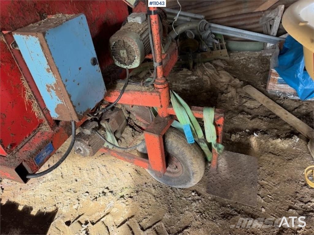 Orkel F2 Fôrutlegger Overige accessoires voor tractoren