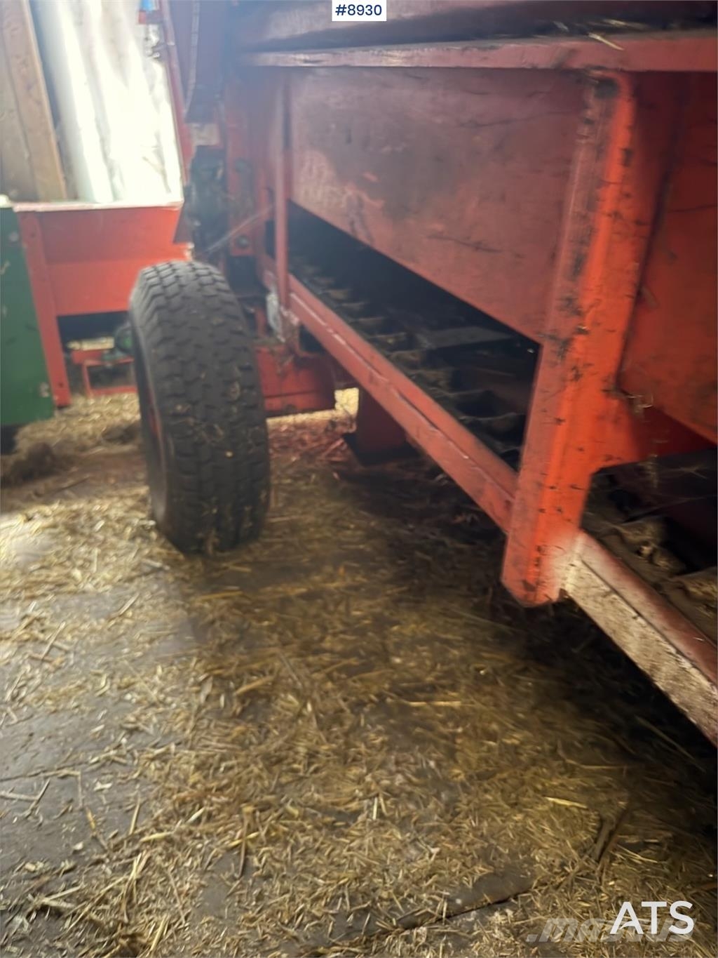 Orkel Matebord og transportbånd Inne akcesoria do ciągników