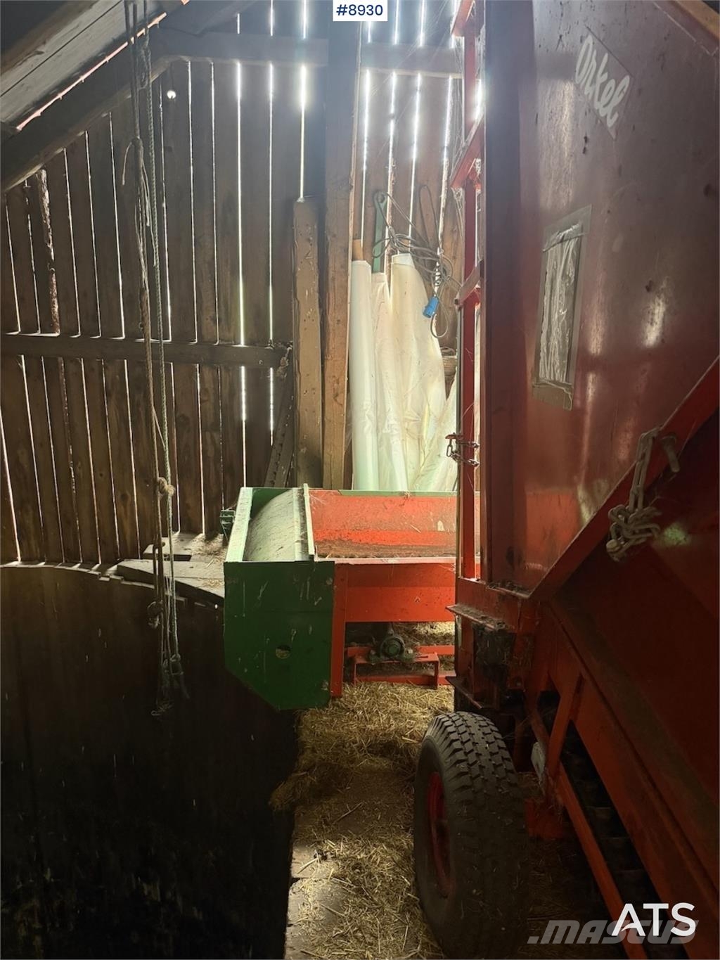 Orkel Matebord og transportbånd Inne akcesoria do ciągników