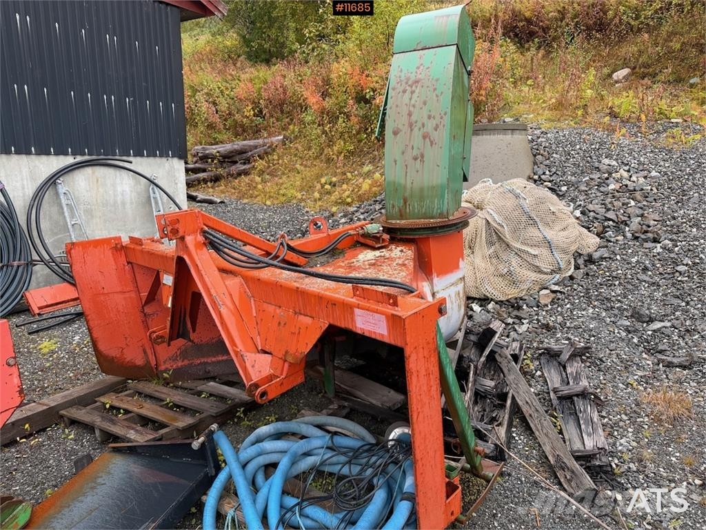 Orkel Snøfreser Snow blades and plows