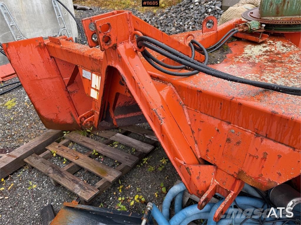 Orkel Snøfreser Snow blades and plows