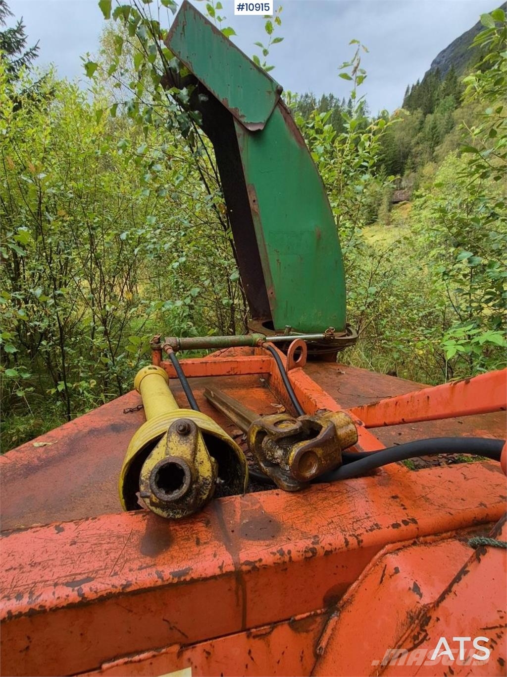 Orkel V-snøfres Snow blades and plows