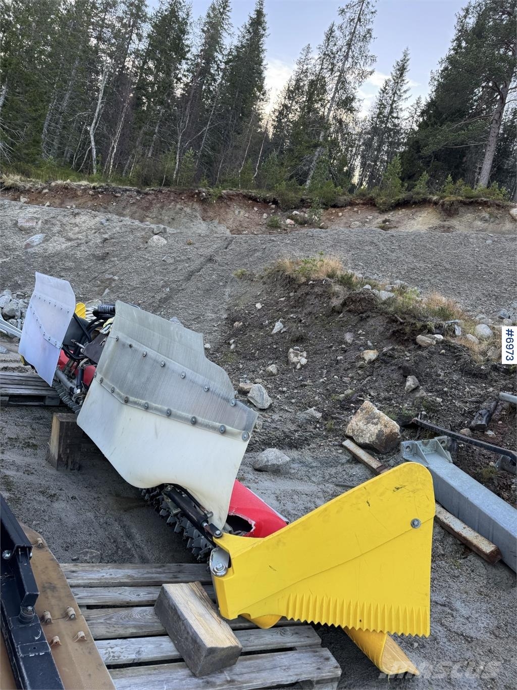 Pisten Bully 600 Schneeschilde und -pflüge