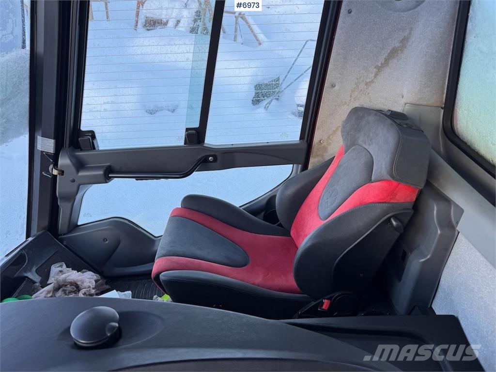 Pisten Bully 600 Schneeschilde und -pflüge
