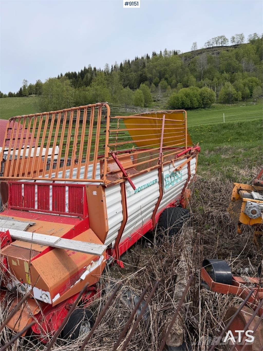 Pöttinger Boss 1T Lessevogn Otros equipos para cosecha