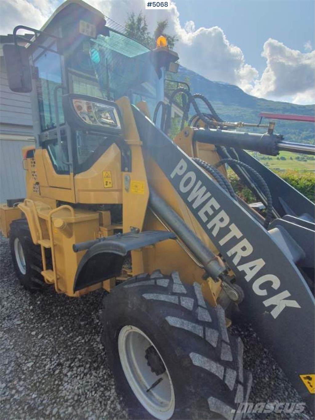Powertrack L36 Cargadoras sobre ruedas