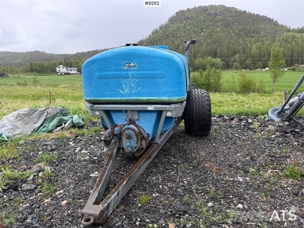 Reime gjødselsvogn Tractoare agricole sprayers
