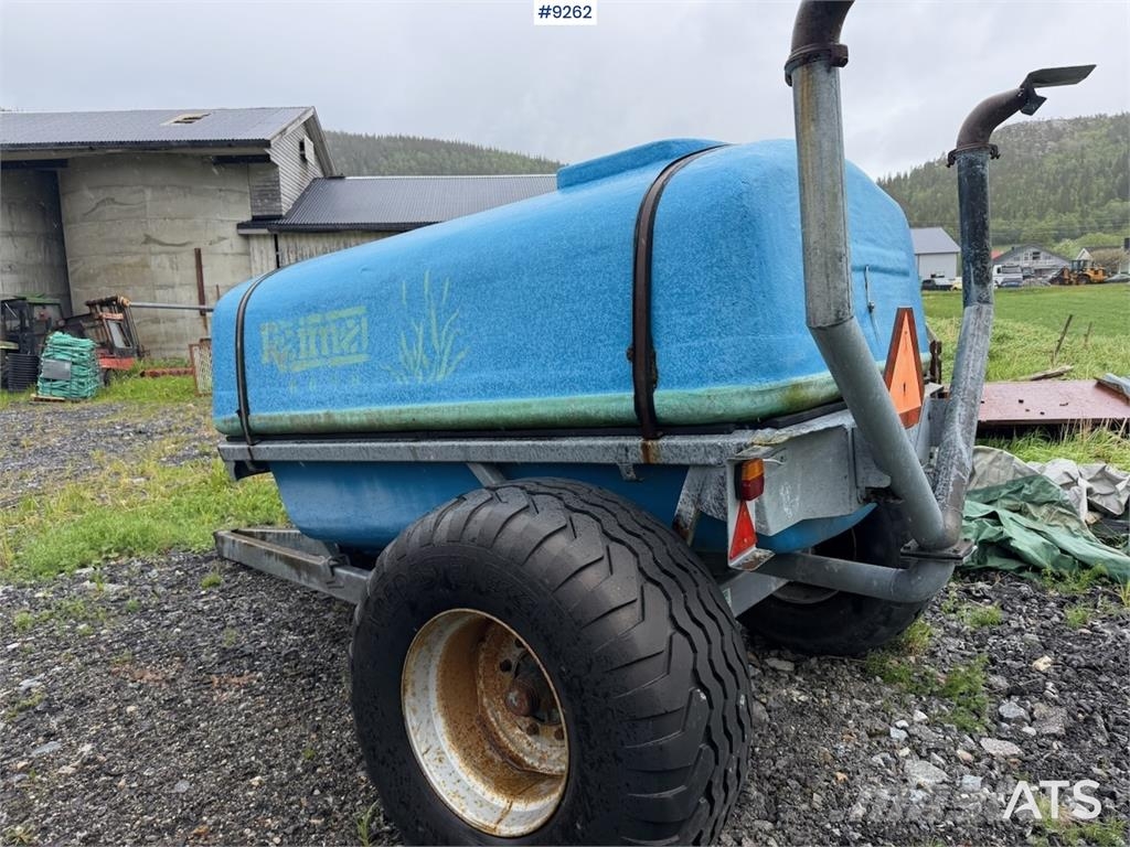 Reime gjødselsvogn Tractoare agricole sprayers