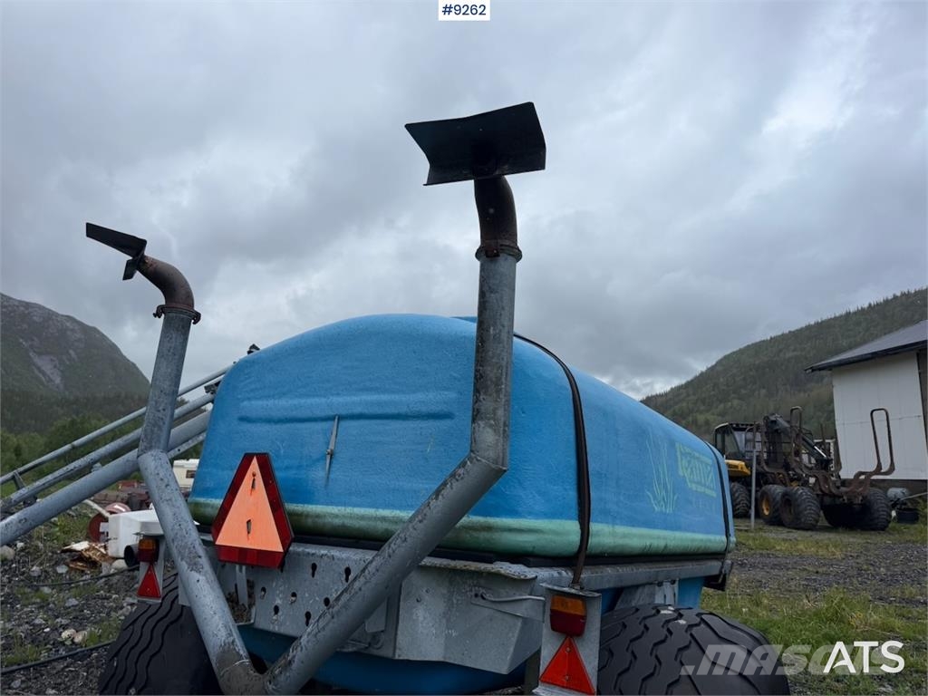 Reime gjødselsvogn Tractoare agricole sprayers