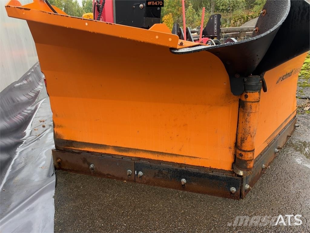 Schmidt V90 حراثات ونصول الجليد