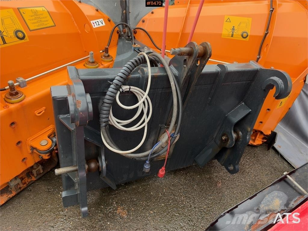Schmidt V90 حراثات ونصول الجليد
