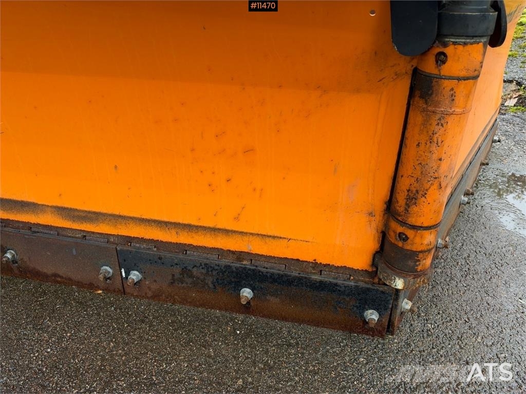 Schmidt V90 حراثات ونصول الجليد