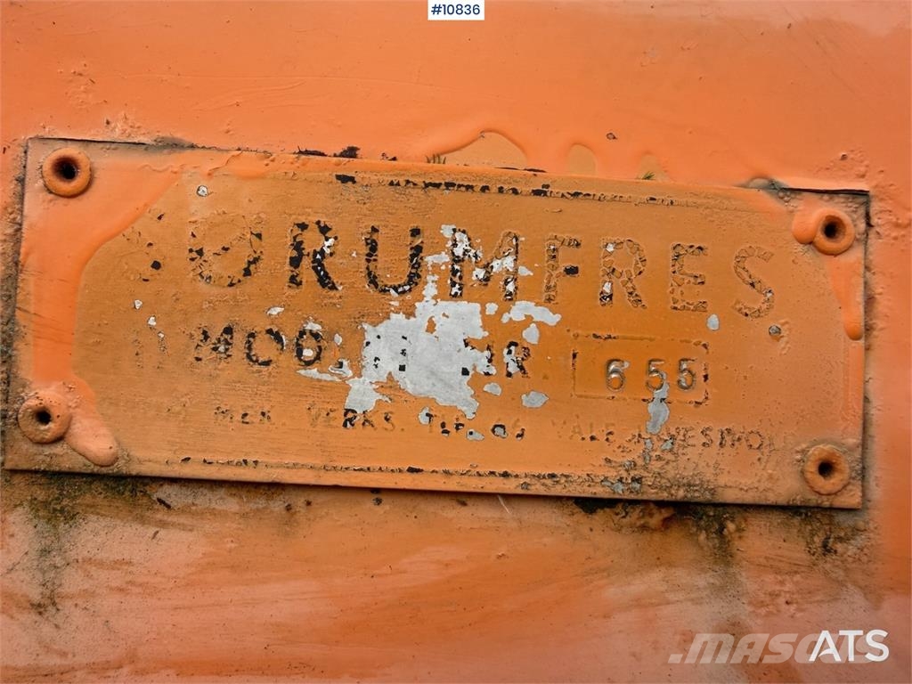 Sørumfres kantfres Snow blades and plows