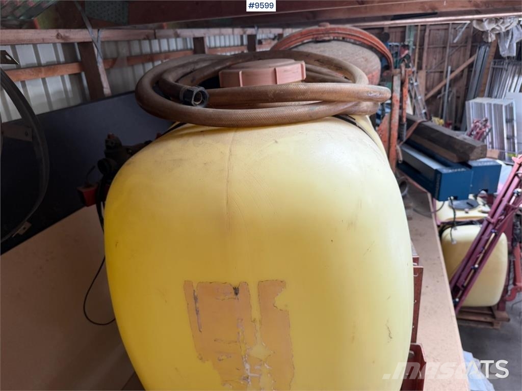 Sprøytetank Sprøytetank Tractoare agricole sprayers