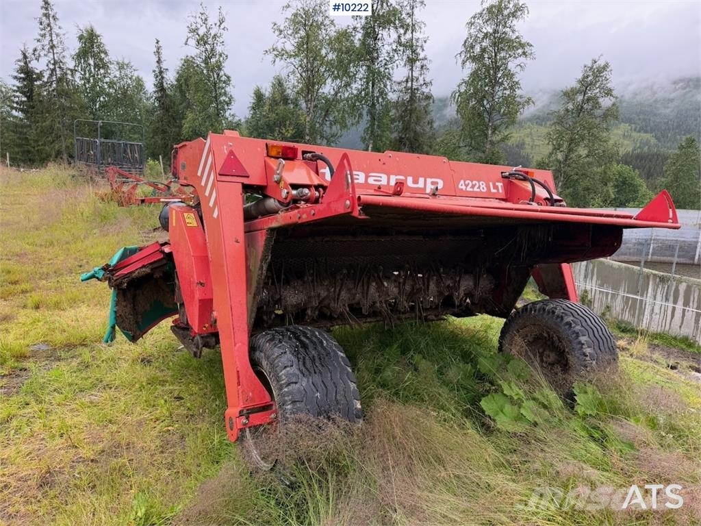Taarup 4228 LT slåmaskin Další vyorávače, příslušenství