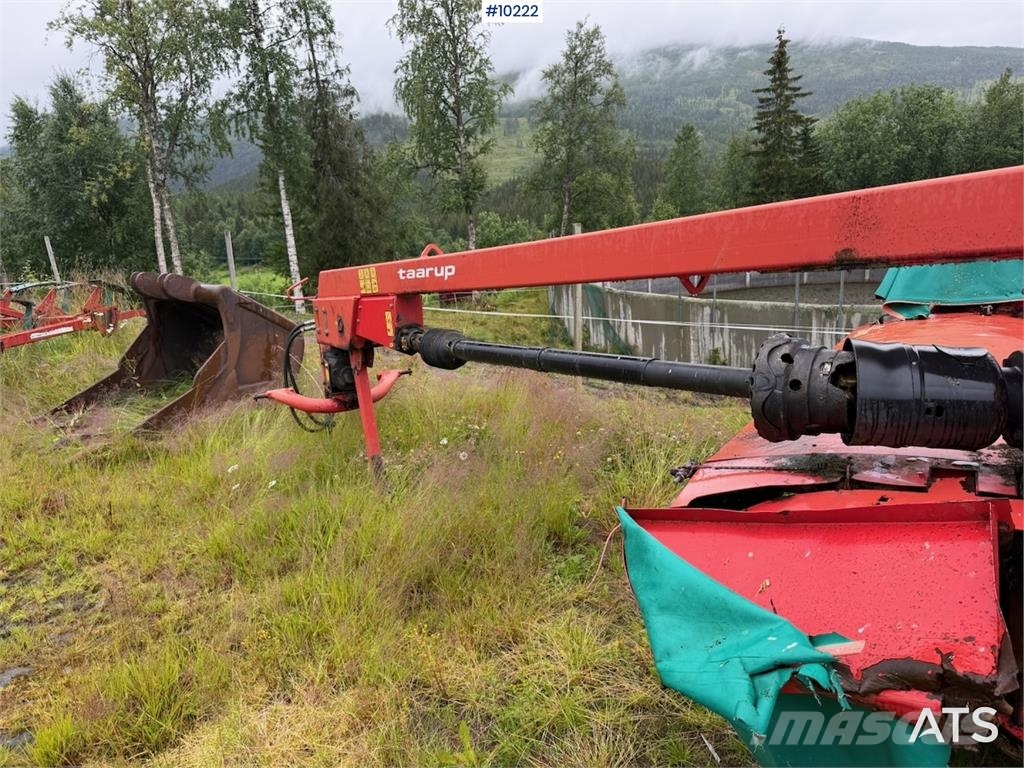 Taarup 4228 LT slåmaskin Další vyorávače, příslušenství