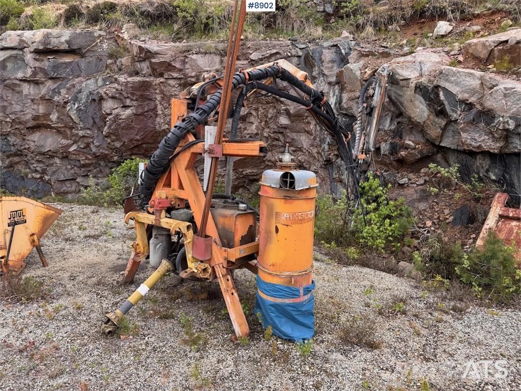 Tamrock Dino 100 مكونات أخرى