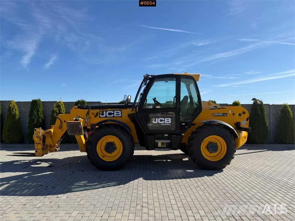  Teleskoptruck JCB 540-140 شاحنات ذات رافعات شوكية - أخرى