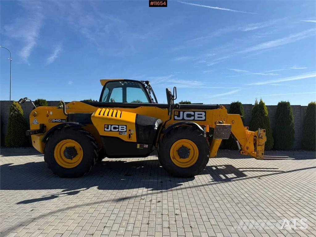  Teleskoptruck JCB 540-140 شاحنات ذات رافعات شوكية - أخرى