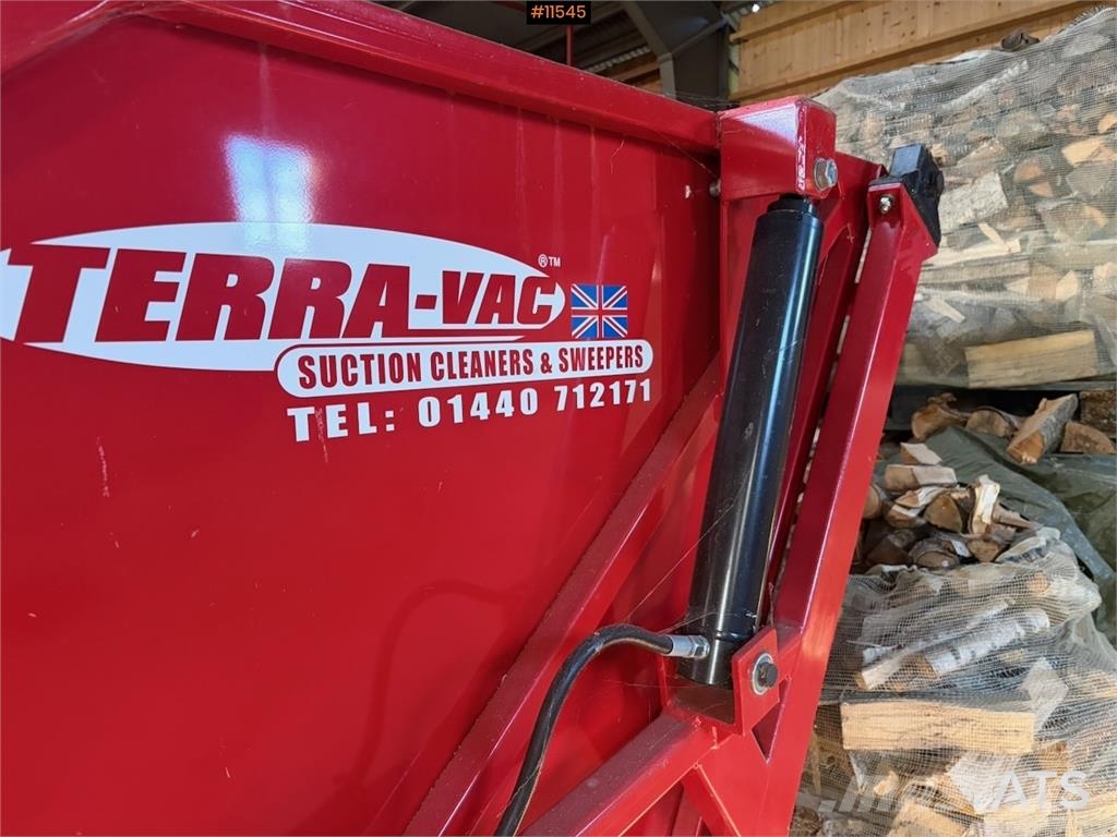 Terra-Vac Paddock Sweeper Andre komponenter
