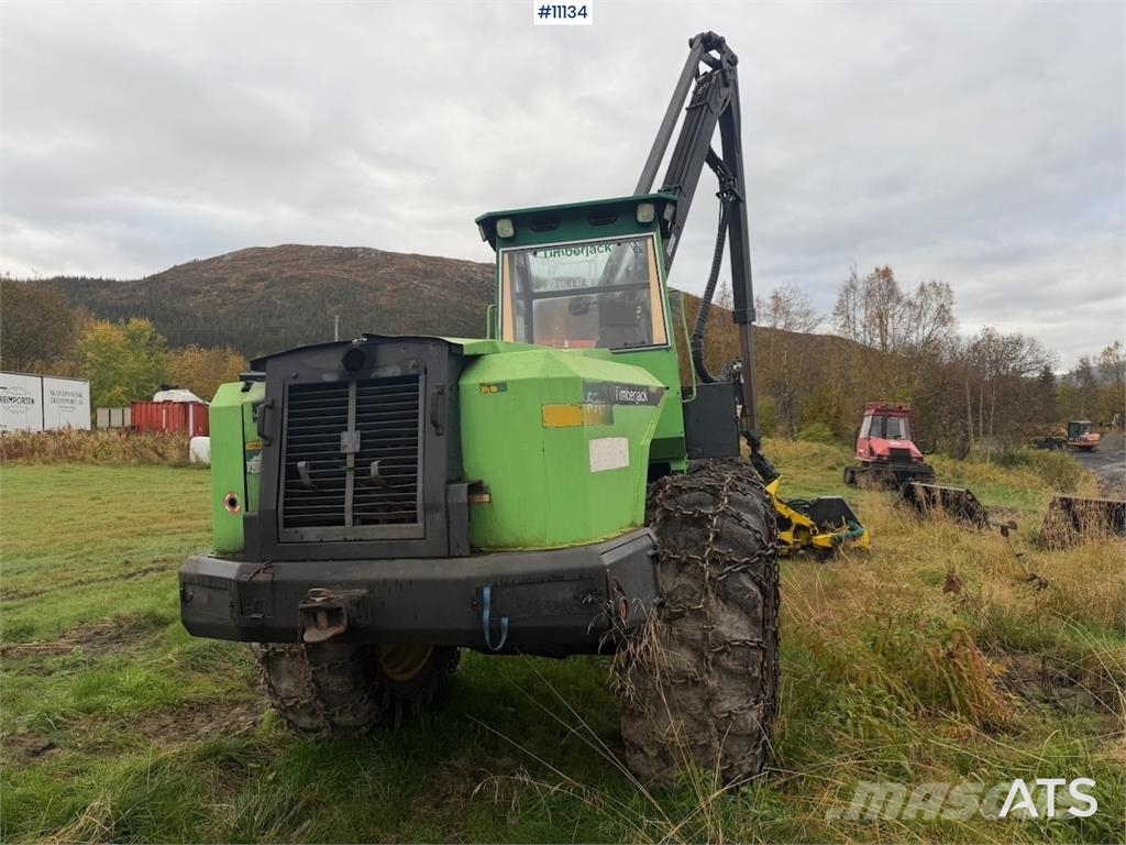 Timberjack 870 حصادات
