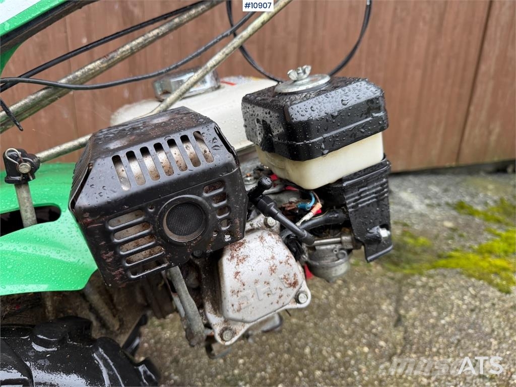 Tohjuls motorslåmaskin ACF-202 مثاقيب