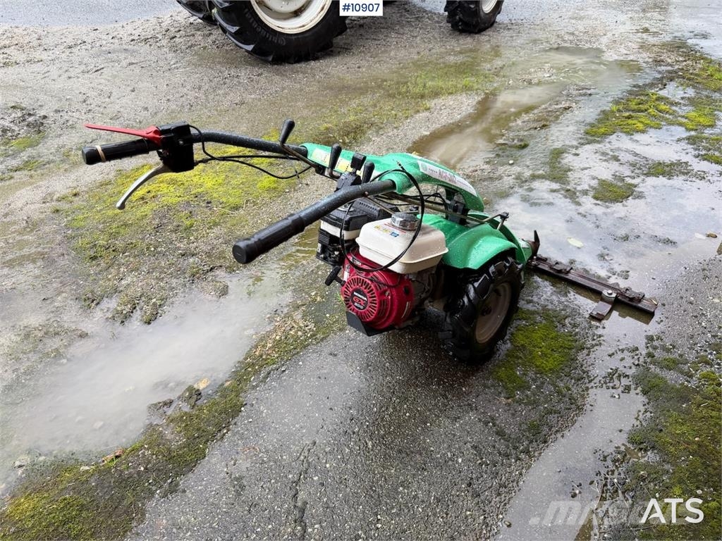 Tohjuls motorslåmaskin ACF-202 مثاقيب