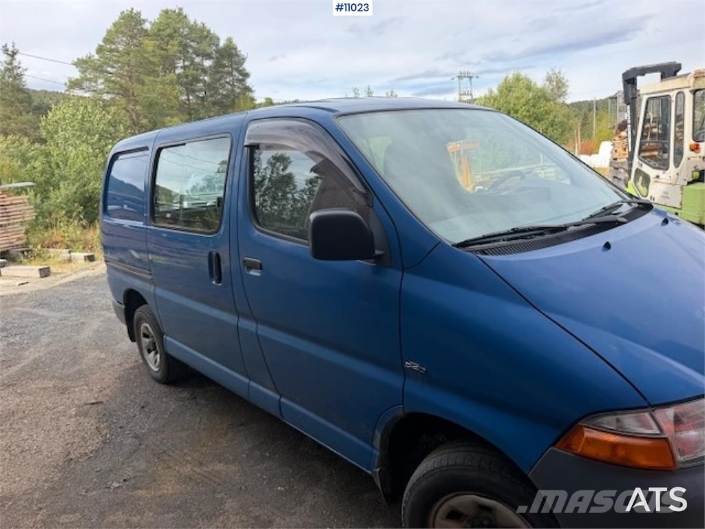 Toyota Hiace 4WD Dostavna vozila / kombiji
