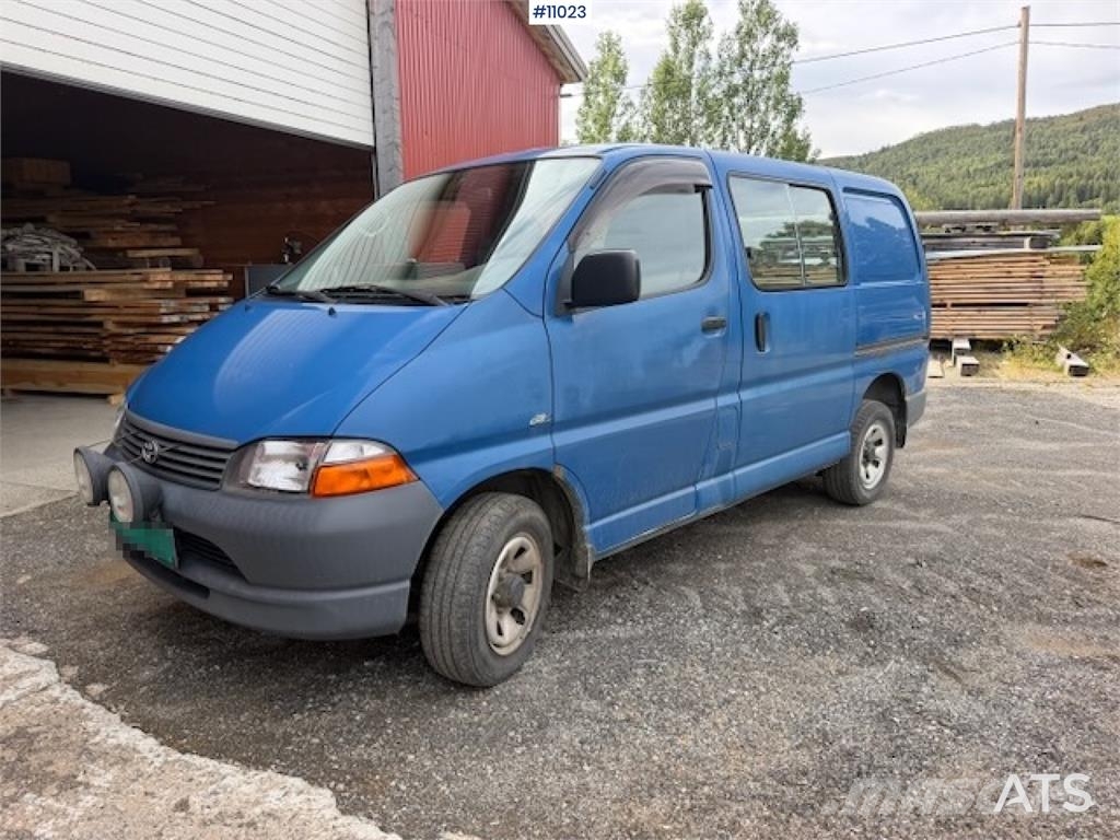 Toyota Hiace 4WD Dostavna vozila / kombiji